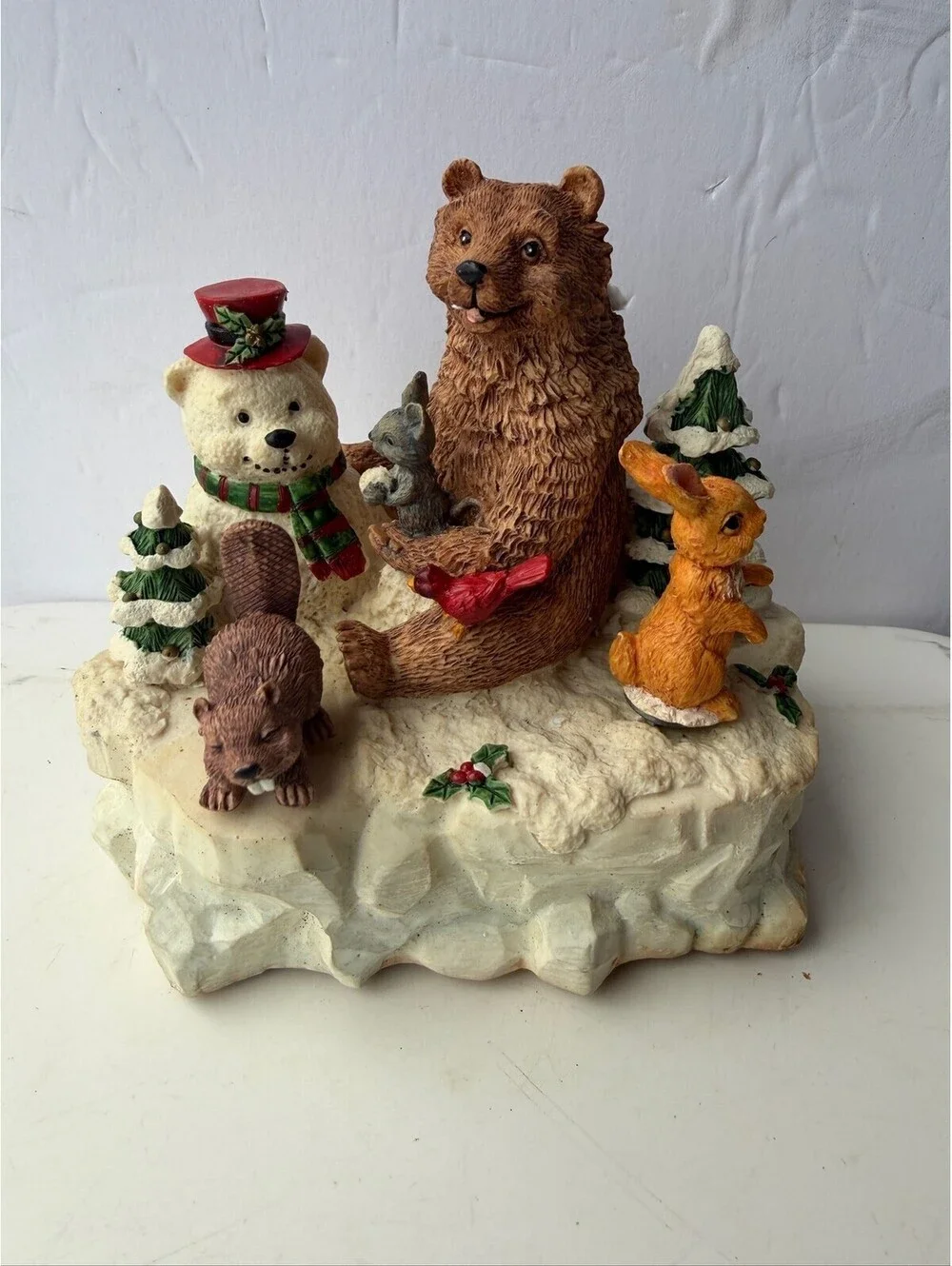 Vintage 1996 House of Lloyd Christmas Musical Figurine S-11